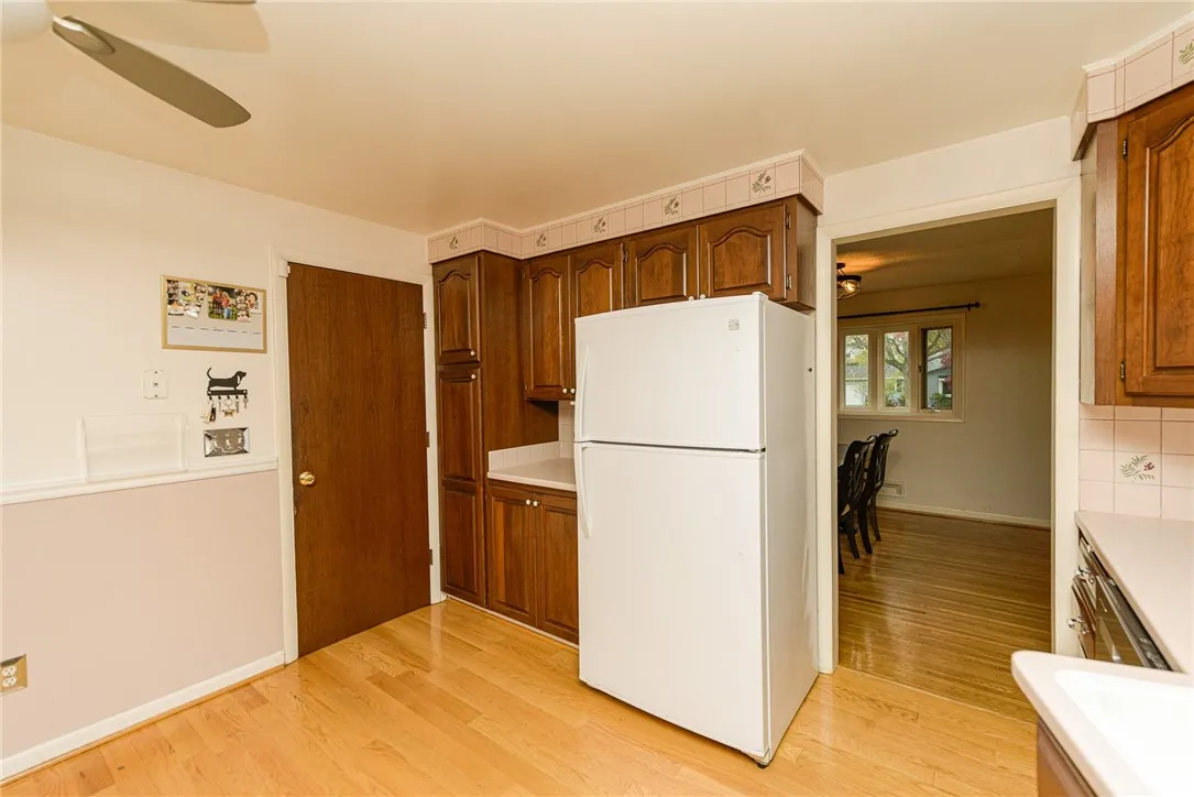 90 Mariposa Drive, Gates, New York 14624, Gates, New York 14624, 3 Bedrooms Bedrooms, 7 Rooms Rooms,2 BathroomsBathrooms,Residential,For Sale,90 Mariposa Drive, Gates, New York 14624,0,R1647695