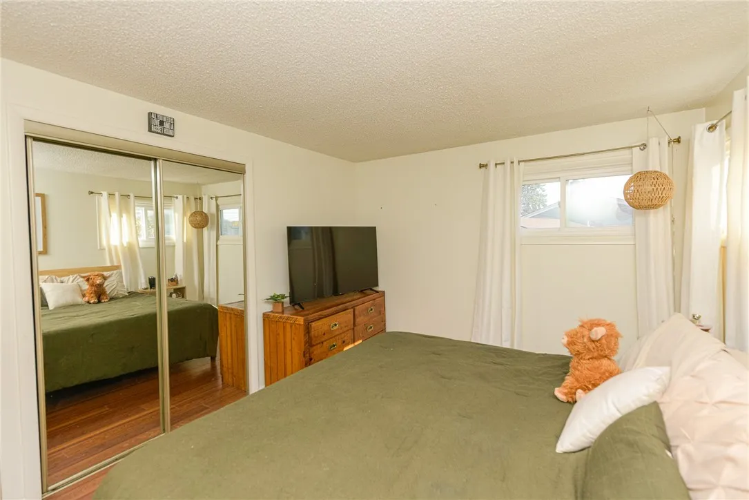 90 Mariposa Drive, Gates, New York 14624, Gates, New York 14624, 3 Bedrooms Bedrooms, 7 Rooms Rooms,2 BathroomsBathrooms,Residential,For Sale,90 Mariposa Drive, Gates, New York 14624,0,R1647695
