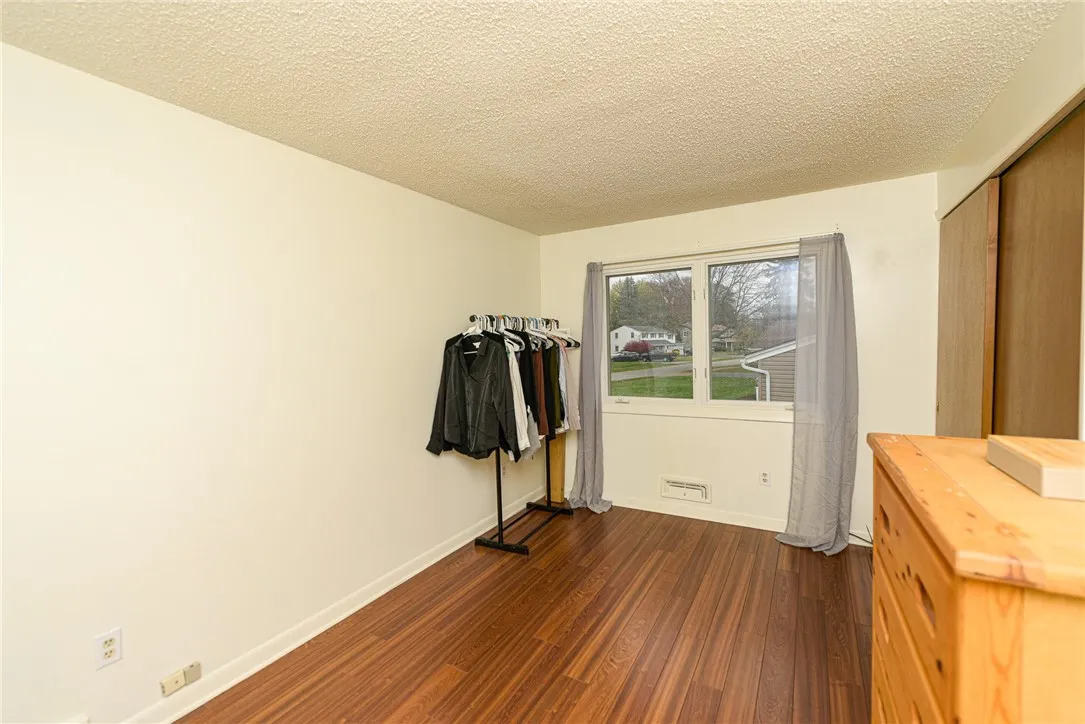 90 Mariposa Drive, Gates, New York 14624, Gates, New York 14624, 3 Bedrooms Bedrooms, 7 Rooms Rooms,2 BathroomsBathrooms,Residential,For Sale,90 Mariposa Drive, Gates, New York 14624,0,R1647695