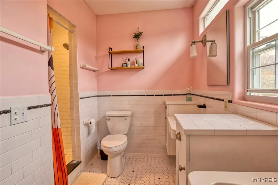 660 Genesee Street, Olean, New York 14760, Olean, New York 14760, 4 Bedrooms Bedrooms, 12 Rooms Rooms,2 BathroomsBathrooms,Residential,For Sale,660 Genesee Street, Olean, New York 14760,0,B1647708