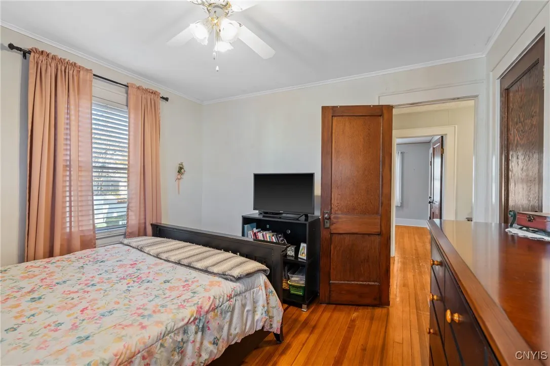 105 Hiram Avenue, Salina, New York 13088, Salina, New York 13088, 4 Bedrooms Bedrooms, 11 Rooms Rooms,2 BathroomsBathrooms,Residential,For Sale,105 Hiram Avenue, Salina, New York 13088,0,S1648729