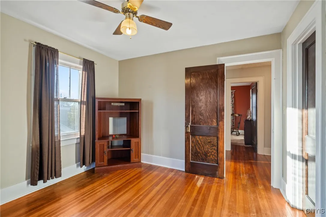 105 Hiram Avenue, Salina, New York 13088, Salina, New York 13088, 4 Bedrooms Bedrooms, 11 Rooms Rooms,2 BathroomsBathrooms,Residential,For Sale,105 Hiram Avenue, Salina, New York 13088,0,S1648729