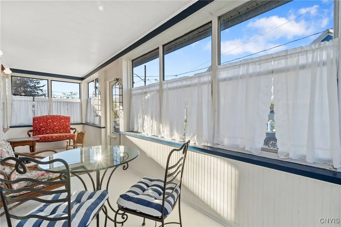 105 Hiram Avenue, Salina, New York 13088, Salina, New York 13088, 4 Bedrooms Bedrooms, 11 Rooms Rooms,2 BathroomsBathrooms,Residential,For Sale,105 Hiram Avenue, Salina, New York 13088,0,S1648729