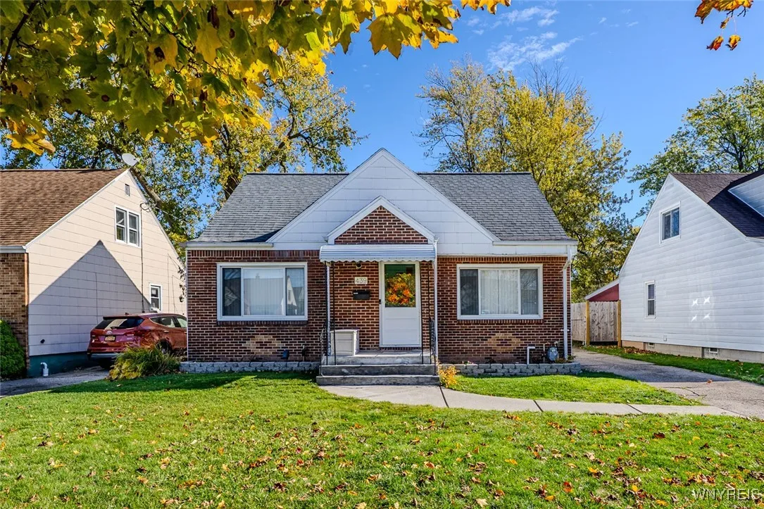 439 Capen Boulevard, Amherst, New York 14226, Amherst, New York 14226, 3 Bedrooms Bedrooms, 8 Rooms Rooms,1 BathroomBathrooms,Residential,Closed,439 Capen Boulevard, Amherst, New York 14226,0,B1649175