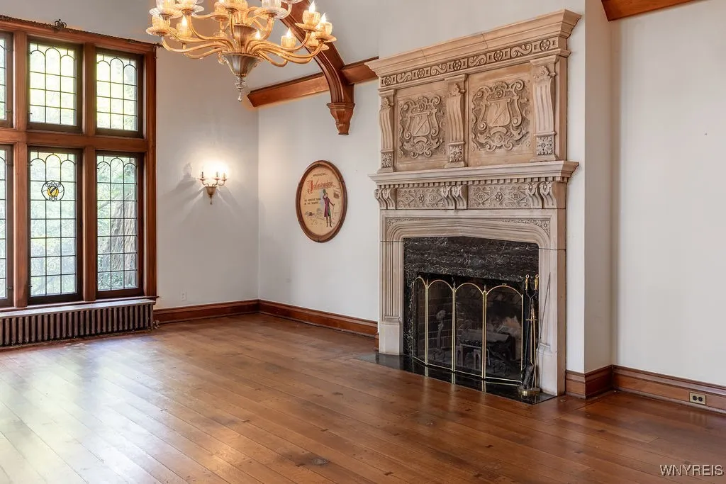 7 Audley, Amherst, New York 14226, Amherst, New York 14226, 5 Bedrooms Bedrooms, 14 Rooms Rooms,4 BathroomsBathrooms,Residential,For Sale,7 Audley, Amherst, New York 14226,0,B1647809