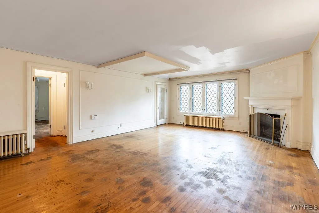 7 Audley, Amherst, New York 14226, Amherst, New York 14226, 5 Bedrooms Bedrooms, 14 Rooms Rooms,4 BathroomsBathrooms,Residential,For Sale,7 Audley, Amherst, New York 14226,0,B1647809