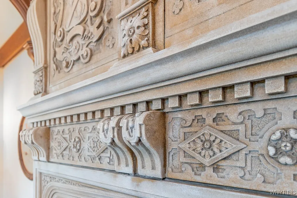 7 Audley, Amherst, New York 14226, Amherst, New York 14226, 5 Bedrooms Bedrooms, 14 Rooms Rooms,4 BathroomsBathrooms,Residential,For Sale,7 Audley, Amherst, New York 14226,0,B1647809