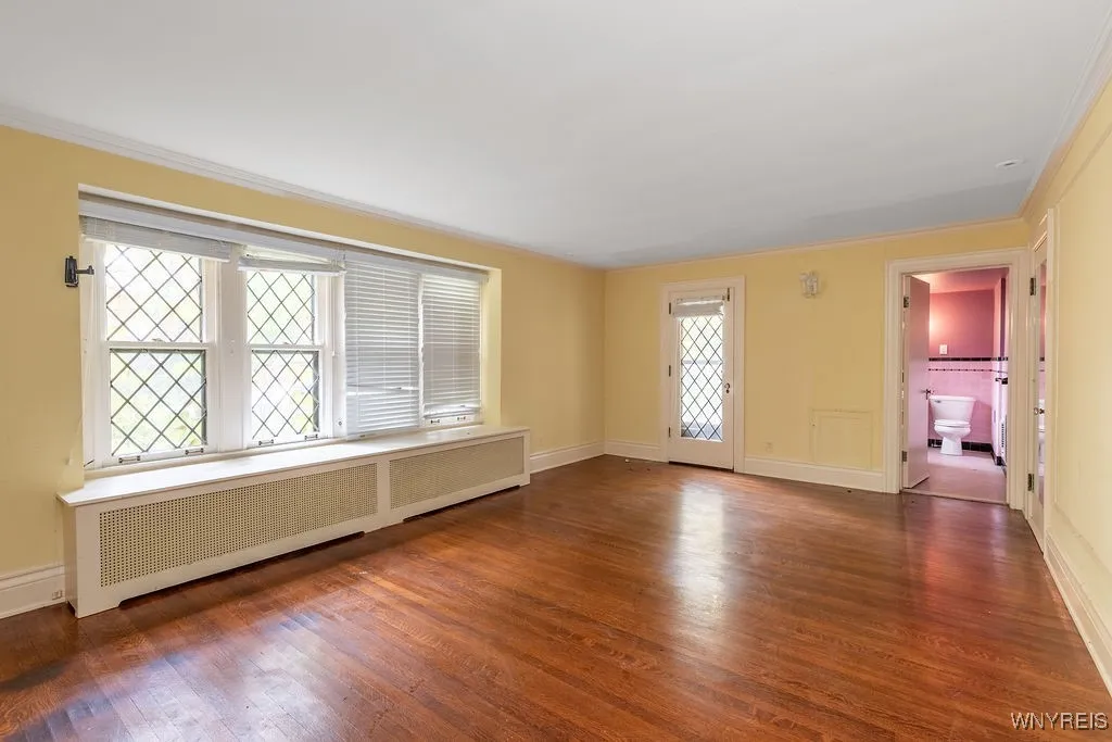 7 Audley, Amherst, New York 14226, Amherst, New York 14226, 5 Bedrooms Bedrooms, 14 Rooms Rooms,4 BathroomsBathrooms,Residential,For Sale,7 Audley, Amherst, New York 14226,0,B1647809