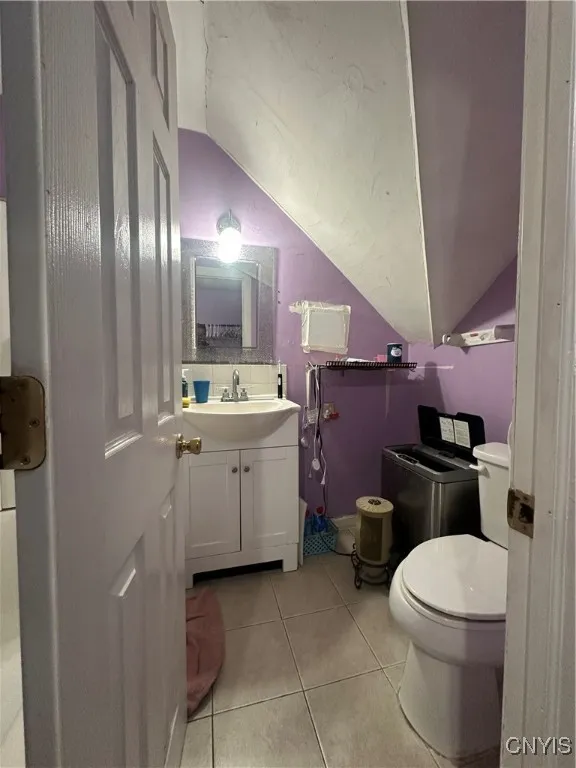 908 1st North Street, Syracuse, New York 13208, Syracuse, New York 13208, 5 Bedrooms Bedrooms, 9 Rooms Rooms,2 BathroomsBathrooms,Residential,For Sale,908 1st North Street, Syracuse, New York 13208,0,S1648585