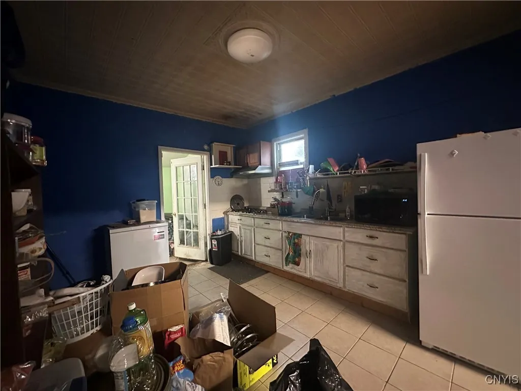 908 1st North Street, Syracuse, New York 13208, Syracuse, New York 13208, 5 Bedrooms Bedrooms, 9 Rooms Rooms,2 BathroomsBathrooms,Residential,For Sale,908 1st North Street, Syracuse, New York 13208,0,S1648585