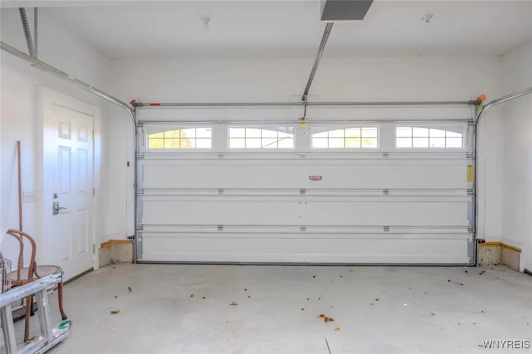 105 Pine Street, Hamburg, New York 14075, Hamburg, New York 14075, 3 Bedrooms Bedrooms, 5 Rooms Rooms,2 BathroomsBathrooms,Residential Lease,For Rent,105 Pine Street, Hamburg, New York 14075,0,B1648439