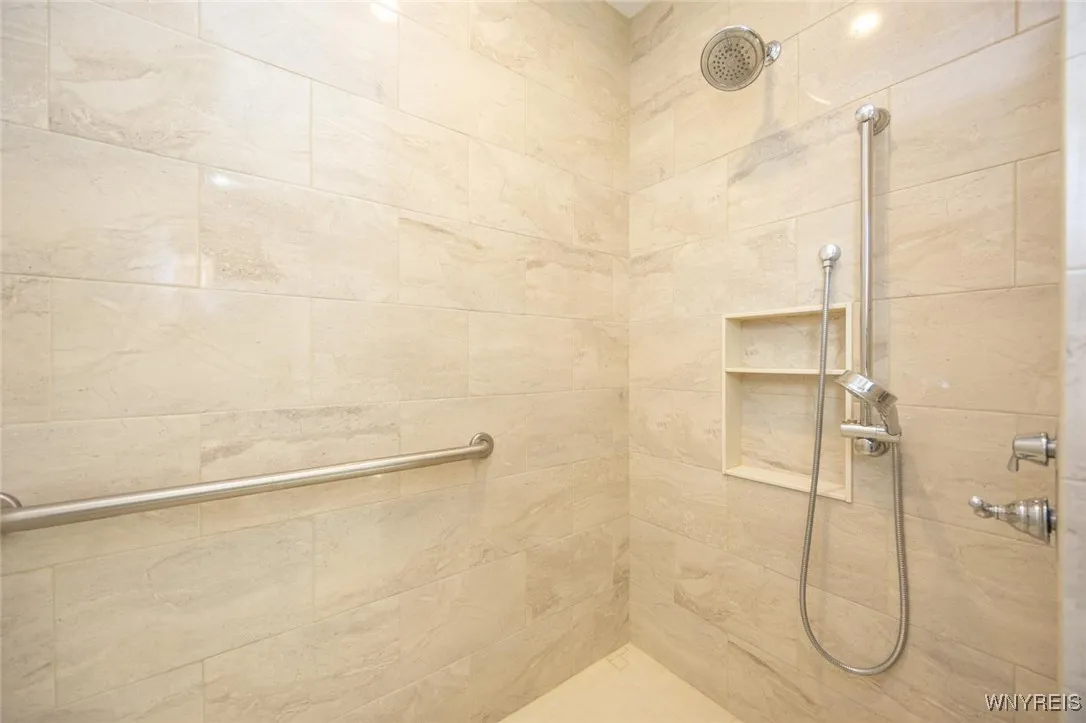 Primary shower