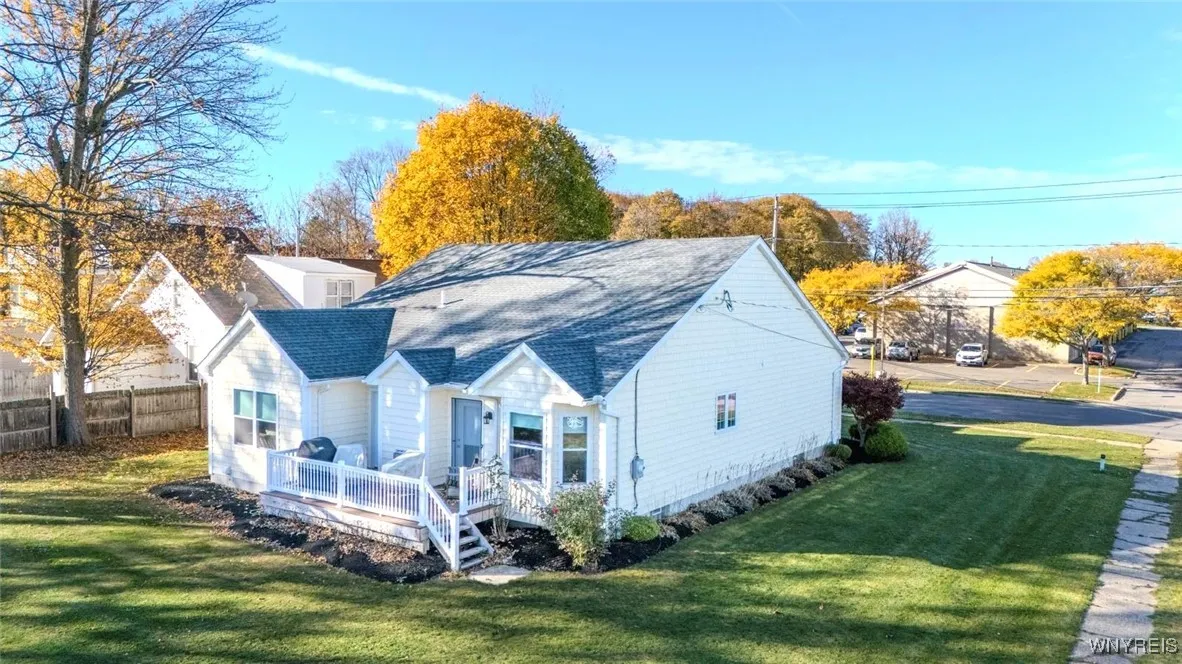 105 Pine Street, Hamburg, New York 14075, Hamburg, New York 14075, 3 Bedrooms Bedrooms, 5 Rooms Rooms,2 BathroomsBathrooms,Residential Lease,For Rent,105 Pine Street, Hamburg, New York 14075,0,B1648439