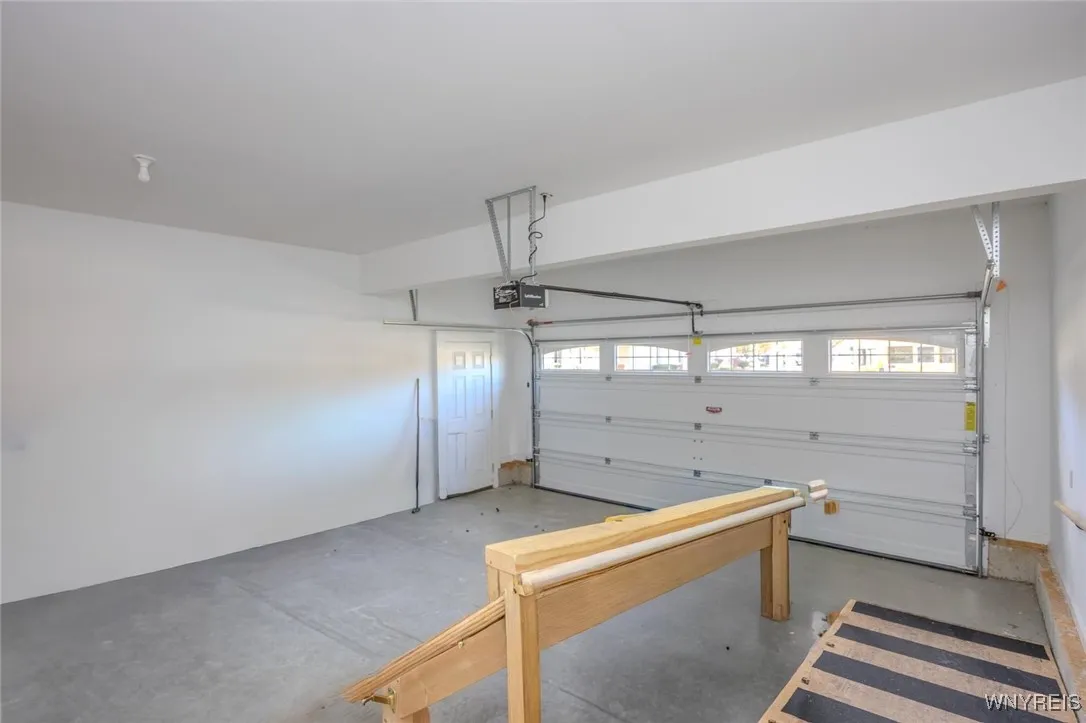 105 Pine Street, Hamburg, New York 14075, Hamburg, New York 14075, 3 Bedrooms Bedrooms, 5 Rooms Rooms,2 BathroomsBathrooms,Residential Lease,For Rent,105 Pine Street, Hamburg, New York 14075,0,B1648439