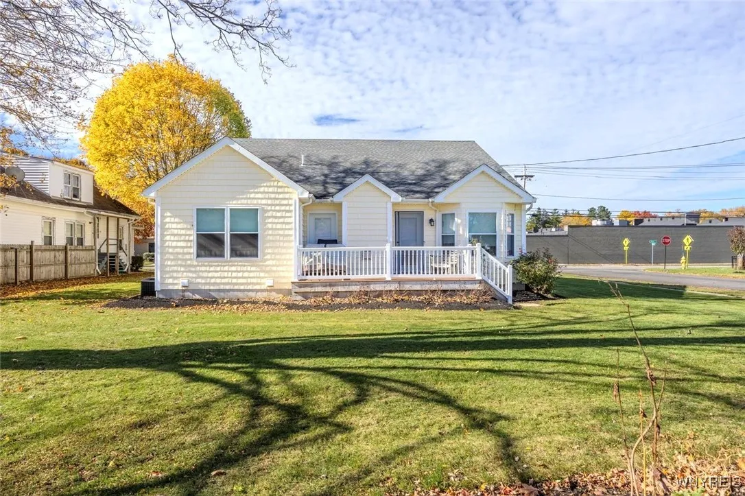 105 Pine Street, Hamburg, New York 14075, Hamburg, New York 14075, 3 Bedrooms Bedrooms, 5 Rooms Rooms,2 BathroomsBathrooms,Residential Lease,For Rent,105 Pine Street, Hamburg, New York 14075,0,B1648439