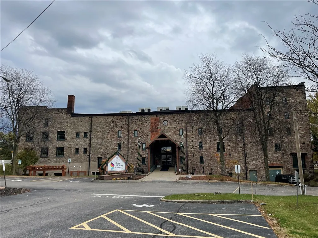 1 Mount Hope Ave, Rochester, New York 14620, Rochester, New York 14620, ,Commercial Sale,For Sale,1 Mount Hope Ave, Rochester, New York 14620,0,R1649194