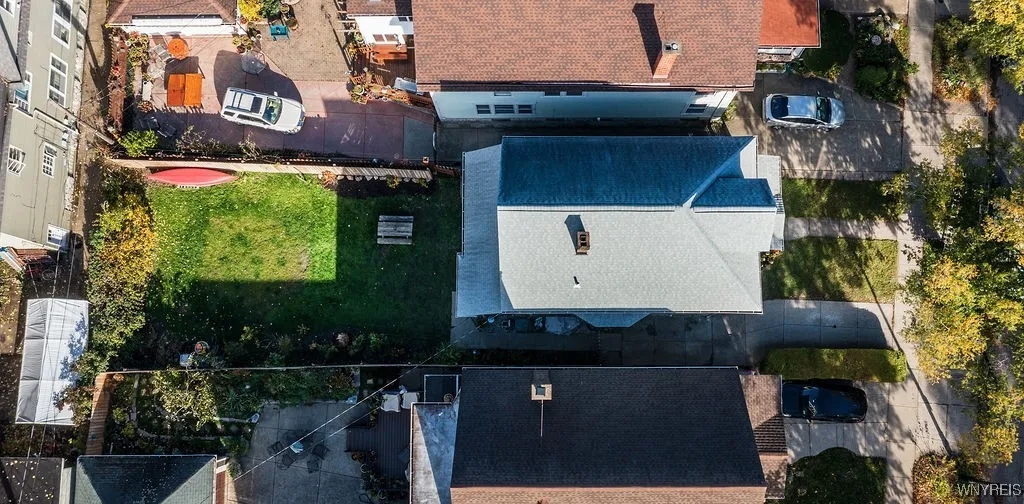 750 Richmond Avenue, Buffalo, New York 14222, Buffalo, New York 14222, 4 Bedrooms Bedrooms, 11 Rooms Rooms,2 BathroomsBathrooms,Residential,Closed,750 Richmond Avenue, Buffalo, New York 14222,0,B1648334