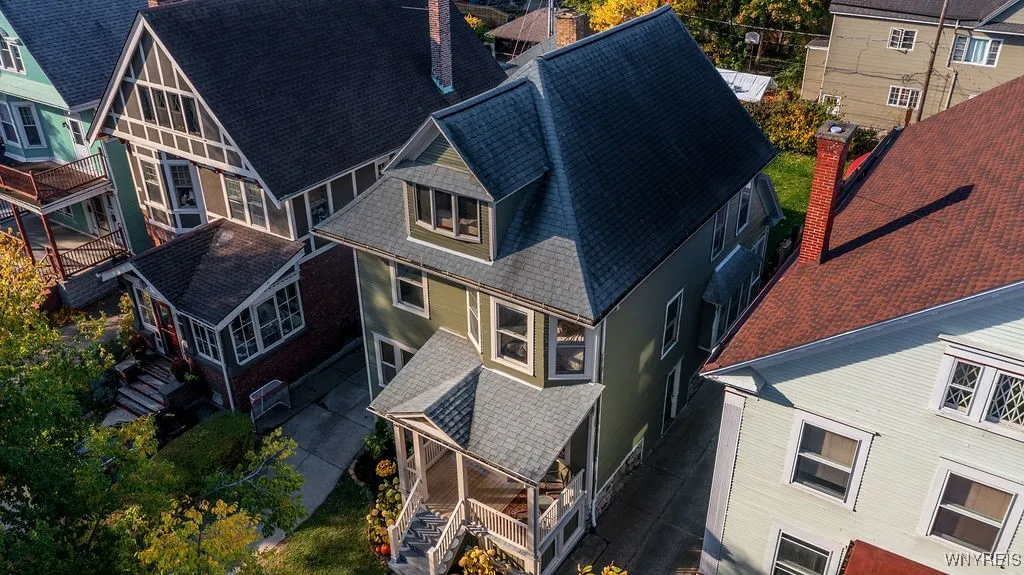 750 Richmond Avenue, Buffalo, New York 14222, Buffalo, New York 14222, 4 Bedrooms Bedrooms, 11 Rooms Rooms,2 BathroomsBathrooms,Residential,Closed,750 Richmond Avenue, Buffalo, New York 14222,0,B1648334