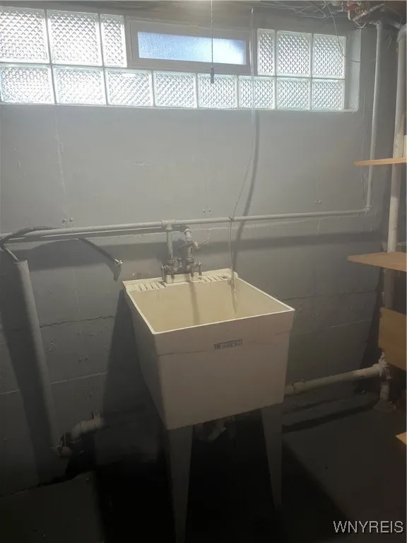 60 Marquette Avenue, Tonawanda, New York 14217, Tonawanda, New York 14217, 2 Bedrooms Bedrooms, 6 Rooms Rooms,1 BathroomBathrooms,Residential,For Sale,60 Marquette Avenue, Tonawanda, New York 14217,0,B1649067