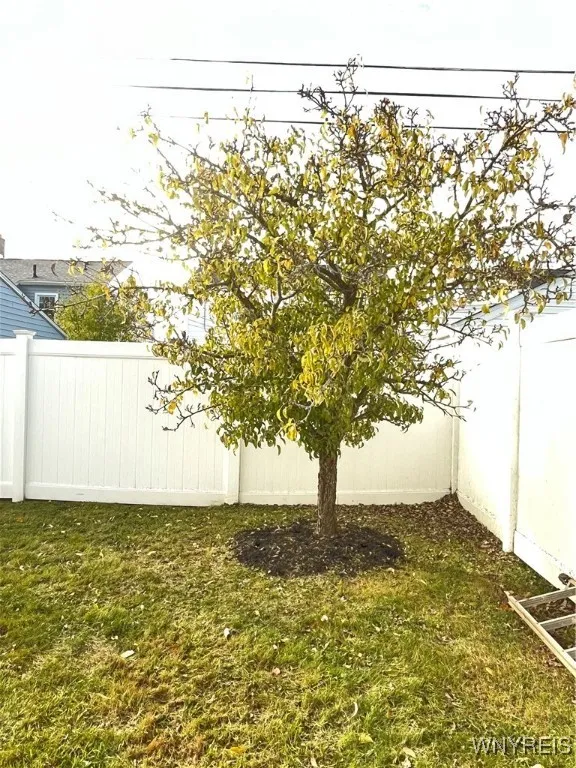 60 Marquette Avenue, Tonawanda, New York 14217, Tonawanda, New York 14217, 2 Bedrooms Bedrooms, 6 Rooms Rooms,1 BathroomBathrooms,Residential,For Sale,60 Marquette Avenue, Tonawanda, New York 14217,0,B1649067