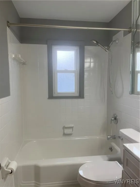 60 Marquette Avenue, Tonawanda, New York 14217, Tonawanda, New York 14217, 2 Bedrooms Bedrooms, 6 Rooms Rooms,1 BathroomBathrooms,Residential,For Sale,60 Marquette Avenue, Tonawanda, New York 14217,0,B1649067