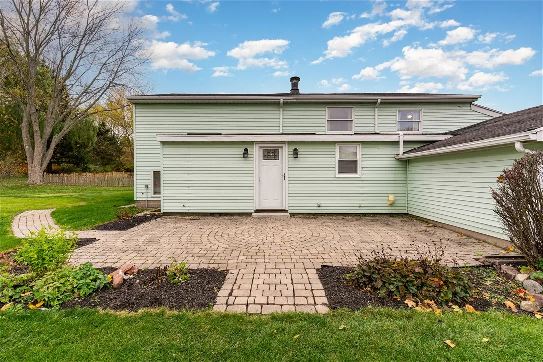 1644 Waterford Road, Walworth, New York 14568, Walworth, New York 14568, 4 Bedrooms Bedrooms, 9 Rooms Rooms,3 BathroomsBathrooms,Residential,For Sale,1644 Waterford Road, Walworth, New York 14568,0,R1648839