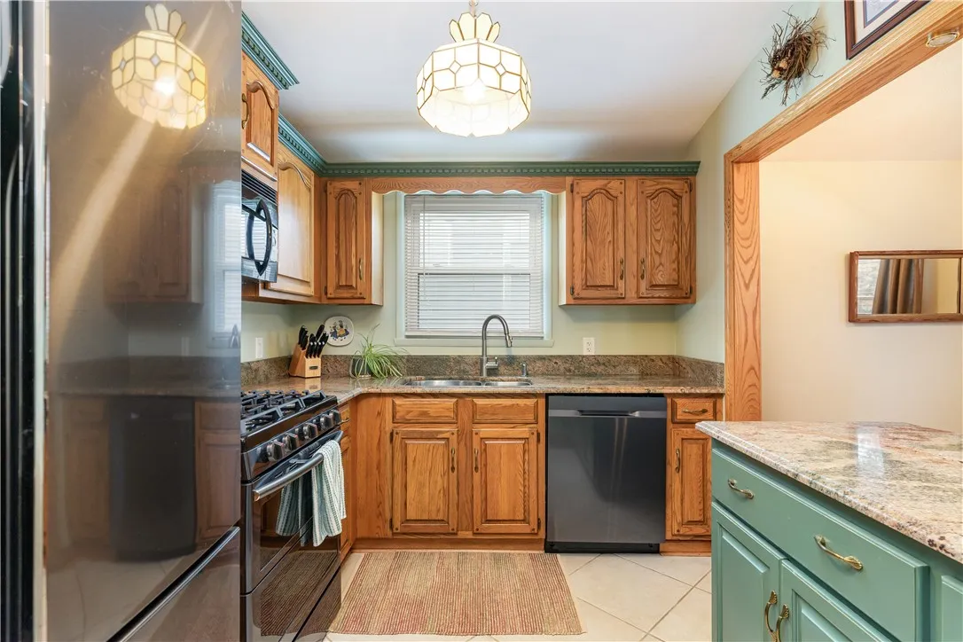 1644 Waterford Road, Walworth, New York 14568, Walworth, New York 14568, 4 Bedrooms Bedrooms, 9 Rooms Rooms,3 BathroomsBathrooms,Residential,For Sale,1644 Waterford Road, Walworth, New York 14568,0,R1648839