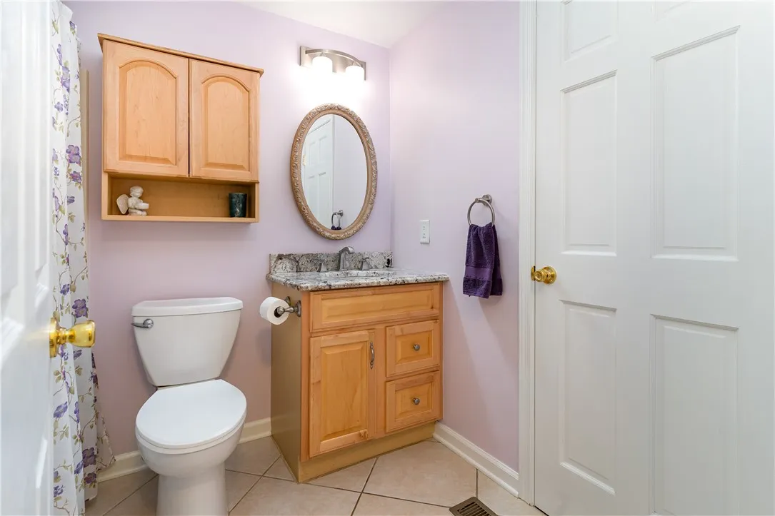 1644 Waterford Road, Walworth, New York 14568, Walworth, New York 14568, 4 Bedrooms Bedrooms, 9 Rooms Rooms,3 BathroomsBathrooms,Residential,For Sale,1644 Waterford Road, Walworth, New York 14568,0,R1648839