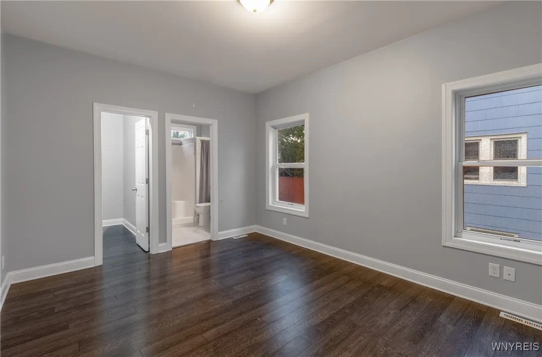 77 Porter Avenue, North Tonawanda, New York 14120, North Tonawanda, New York 14120, 2 Bedrooms Bedrooms, 4 Rooms Rooms,2 BathroomsBathrooms,Residential,For Sale,77 Porter Avenue, North Tonawanda, New York 14120,0,B1641238