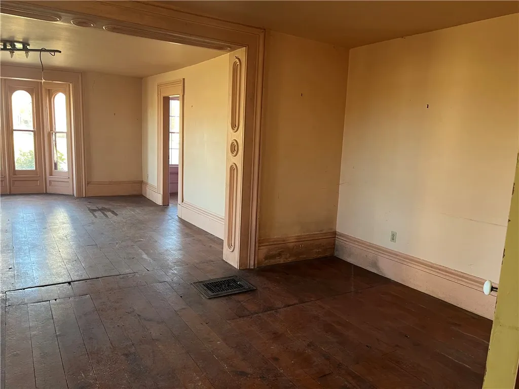 11139 South Lake Road, Pavilion, New York 14525, Pavilion, New York 14525, 4 Bedrooms Bedrooms, 9 Rooms Rooms,1 BathroomBathrooms,Residential,For Sale,11139 South Lake Road, Pavilion, New York 14525,0,R1648967