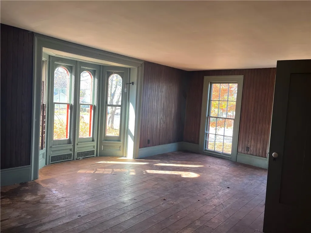 11139 South Lake Road, Pavilion, New York 14525, Pavilion, New York 14525, 4 Bedrooms Bedrooms, 9 Rooms Rooms,1 BathroomBathrooms,Residential,For Sale,11139 South Lake Road, Pavilion, New York 14525,0,R1648967