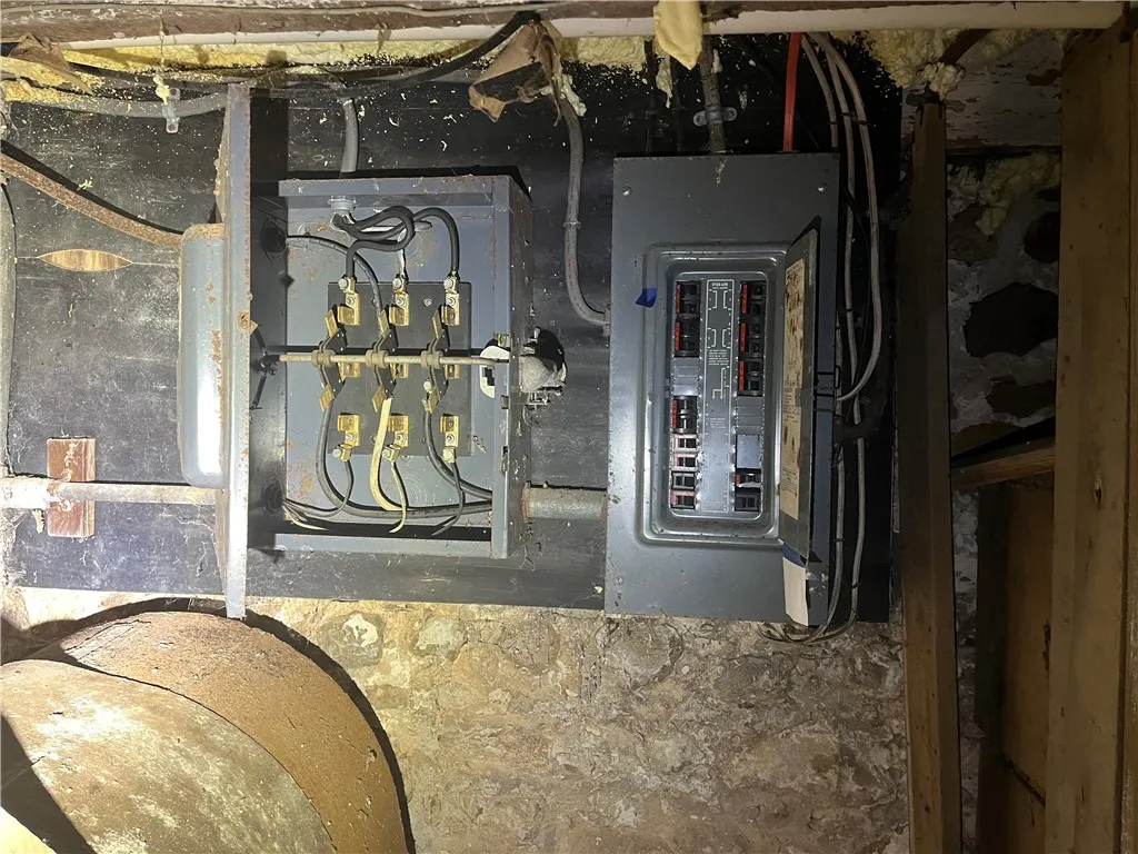 11139 South Lake Road, Pavilion, New York 14525, Pavilion, New York 14525, 4 Bedrooms Bedrooms, 9 Rooms Rooms,1 BathroomBathrooms,Residential,For Sale,11139 South Lake Road, Pavilion, New York 14525,0,R1648967