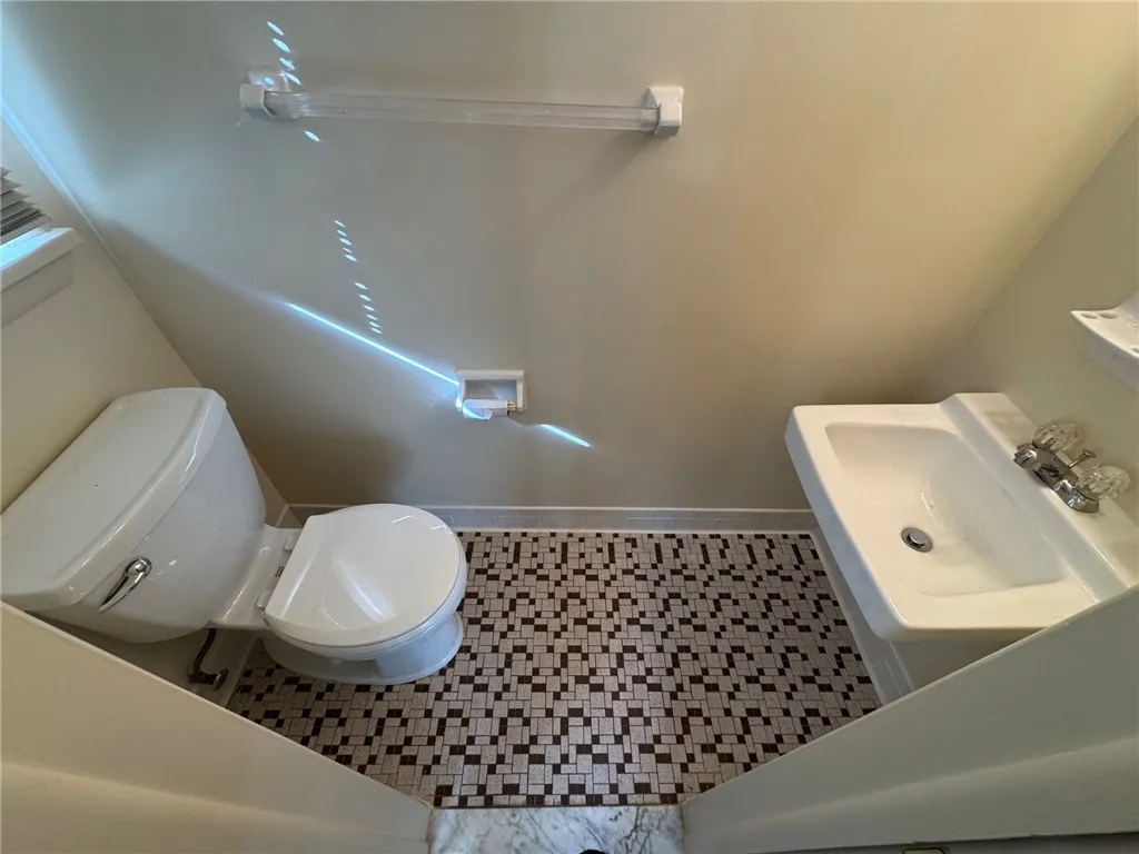 First Floor 1/2 Bath