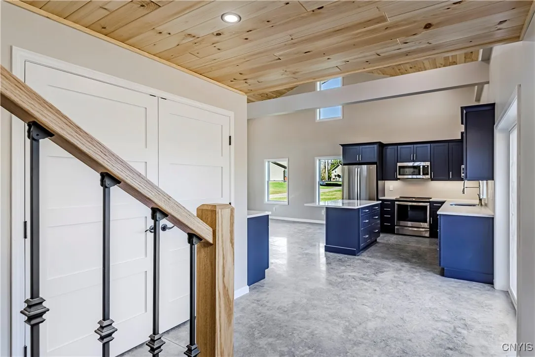 118 Kirkland Ave Avenue, Kirkland, New York 13323, Kirkland, New York 13323, 1 Bedroom Bedrooms, 5 Rooms Rooms,1 BathroomBathrooms,Residential Lease,For Rent,118 Kirkland Ave Avenue, Kirkland, New York 13323,0,S1649215