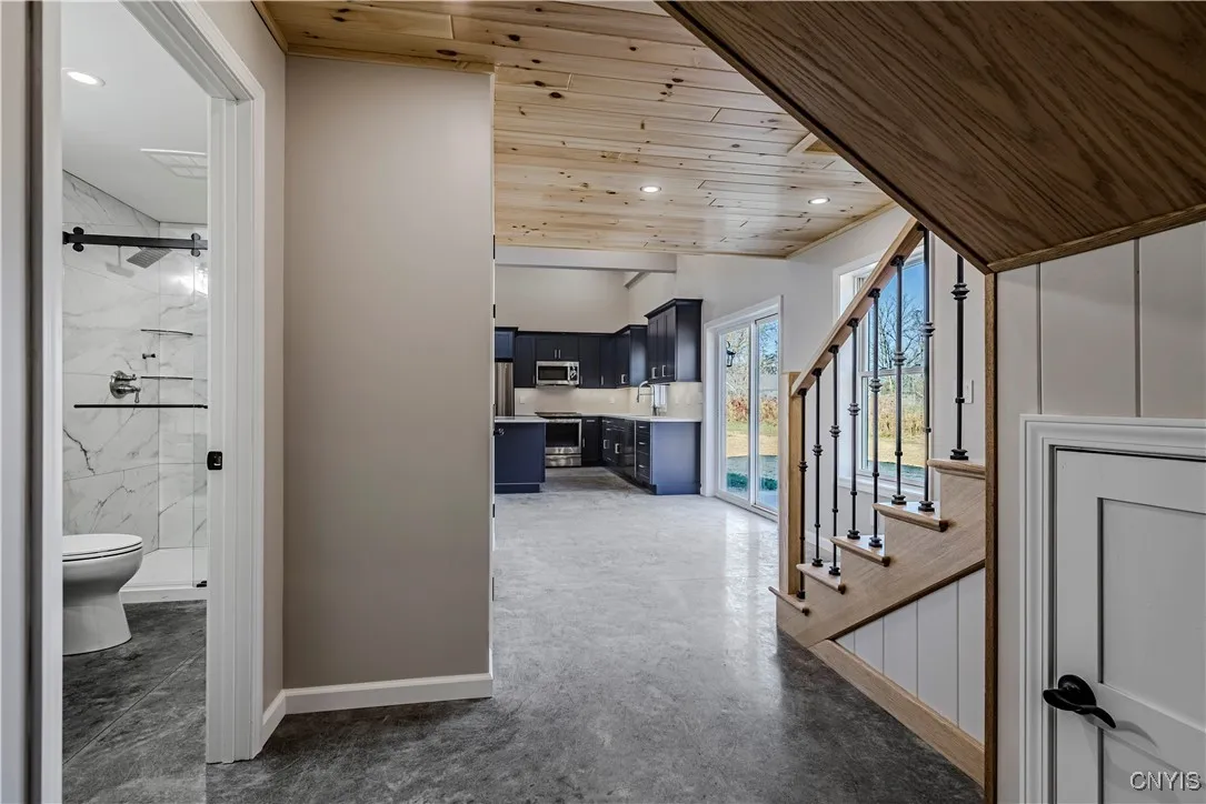 118 Kirkland Ave Avenue, Kirkland, New York 13323, Kirkland, New York 13323, 1 Bedroom Bedrooms, 5 Rooms Rooms,1 BathroomBathrooms,Residential Lease,For Rent,118 Kirkland Ave Avenue, Kirkland, New York 13323,0,S1649215