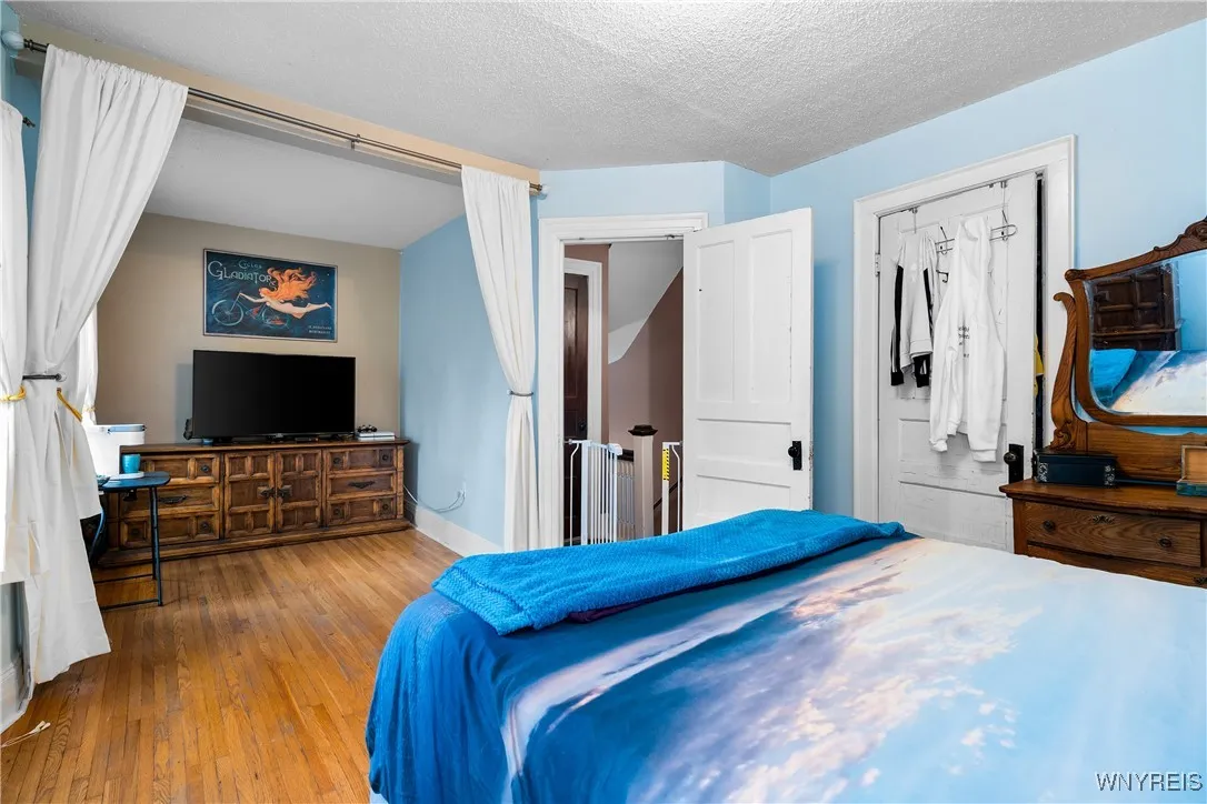 393 Baynes Street, Buffalo, New York 14213, Buffalo, New York 14213, 3 Bedrooms Bedrooms, 6 Rooms Rooms,1 BathroomBathrooms,Residential,For Sale,393 Baynes Street, Buffalo, New York 14213,0,B1649096