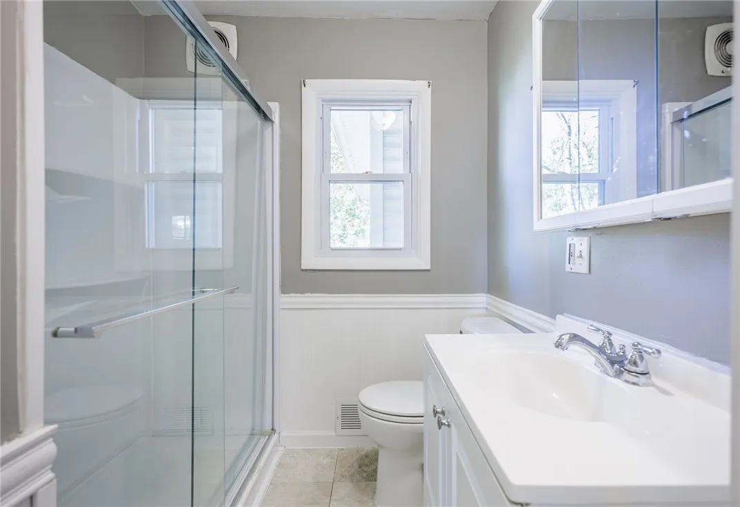 282 Moseley Road, Perinton, New York 14450, Perinton, New York 14450, 4 Bedrooms Bedrooms, 8 Rooms Rooms,3 BathroomsBathrooms,Residential,For Sale,282 Moseley Road, Perinton, New York 14450,0,R1649227