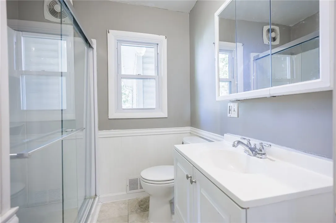 282 Moseley Road, Perinton, New York 14450, Perinton, New York 14450, 4 Bedrooms Bedrooms, 8 Rooms Rooms,3 BathroomsBathrooms,Residential,For Sale,282 Moseley Road, Perinton, New York 14450,0,R1649227