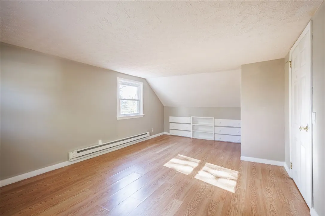 282 Moseley Road, Perinton, New York 14450, Perinton, New York 14450, 4 Bedrooms Bedrooms, 8 Rooms Rooms,3 BathroomsBathrooms,Residential,For Sale,282 Moseley Road, Perinton, New York 14450,0,R1649227