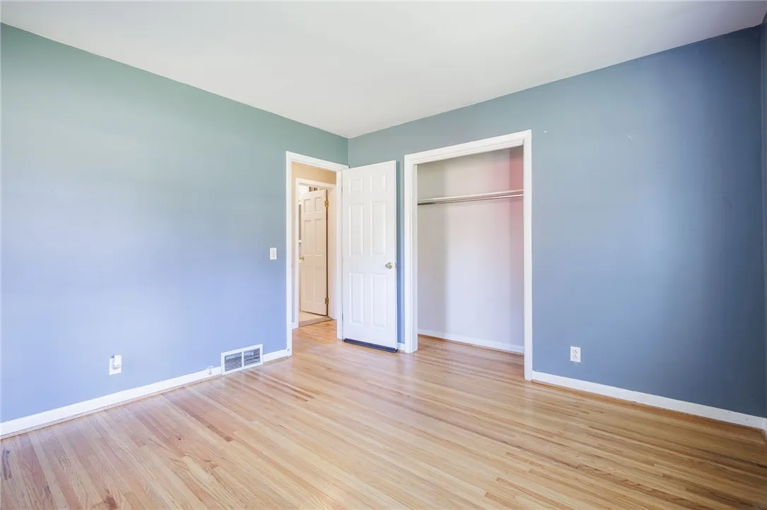 282 Moseley Road, Perinton, New York 14450, Perinton, New York 14450, 4 Bedrooms Bedrooms, 8 Rooms Rooms,3 BathroomsBathrooms,Residential,For Sale,282 Moseley Road, Perinton, New York 14450,0,R1649227