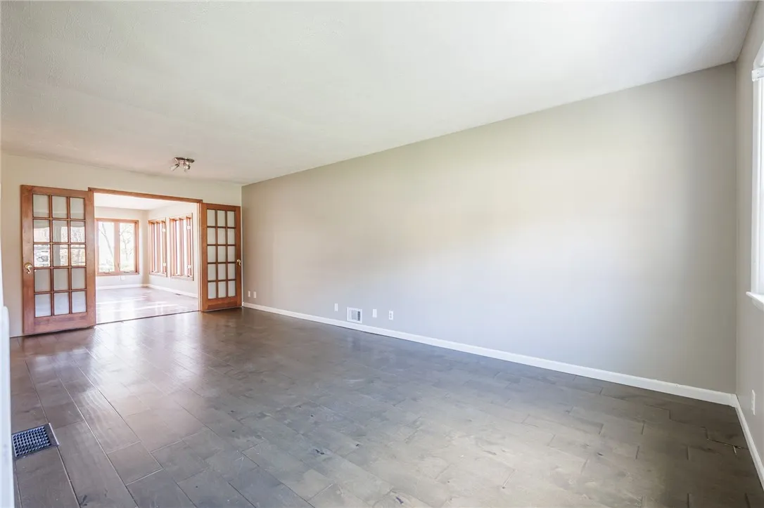 282 Moseley Road, Perinton, New York 14450, Perinton, New York 14450, 4 Bedrooms Bedrooms, 8 Rooms Rooms,3 BathroomsBathrooms,Residential,For Sale,282 Moseley Road, Perinton, New York 14450,0,R1649227