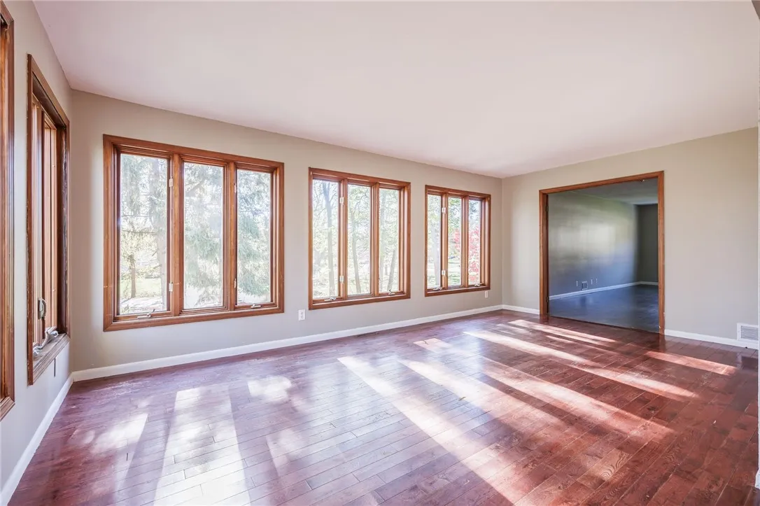 282 Moseley Road, Perinton, New York 14450, Perinton, New York 14450, 4 Bedrooms Bedrooms, 8 Rooms Rooms,3 BathroomsBathrooms,Residential,For Sale,282 Moseley Road, Perinton, New York 14450,0,R1649227