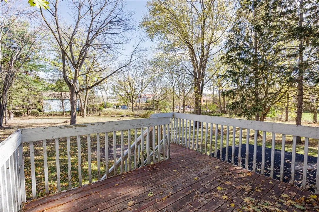 282 Moseley Road, Perinton, New York 14450, Perinton, New York 14450, 4 Bedrooms Bedrooms, 8 Rooms Rooms,3 BathroomsBathrooms,Residential,For Sale,282 Moseley Road, Perinton, New York 14450,0,R1649227