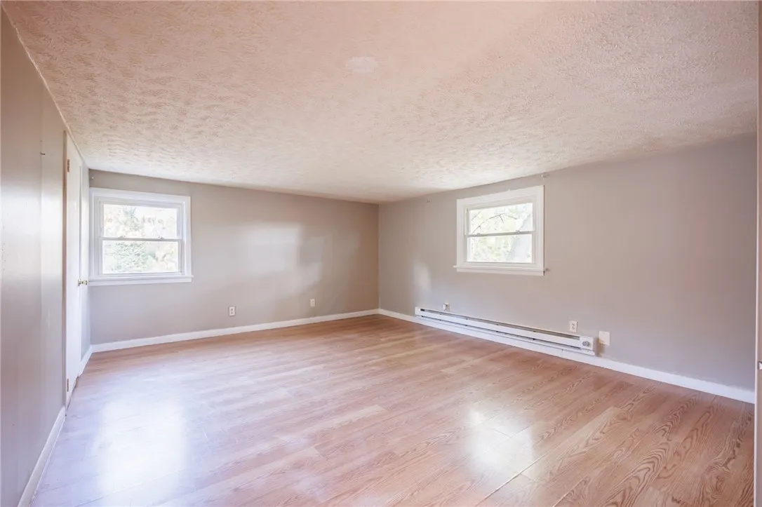 282 Moseley Road, Perinton, New York 14450, Perinton, New York 14450, 4 Bedrooms Bedrooms, 8 Rooms Rooms,3 BathroomsBathrooms,Residential,For Sale,282 Moseley Road, Perinton, New York 14450,0,R1649227