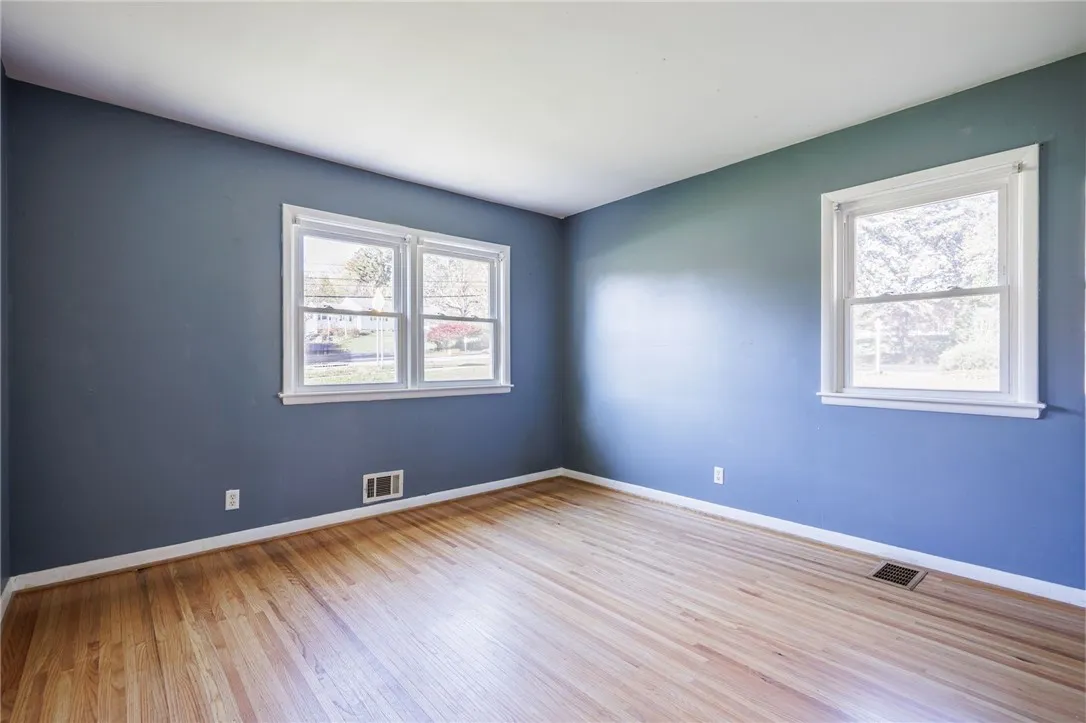 282 Moseley Road, Perinton, New York 14450, Perinton, New York 14450, 4 Bedrooms Bedrooms, 8 Rooms Rooms,3 BathroomsBathrooms,Residential,For Sale,282 Moseley Road, Perinton, New York 14450,0,R1649227