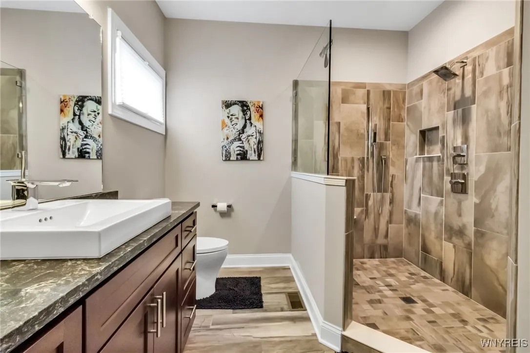 2600 Farrier Lane, Aurora, New York 14052, Aurora, New York 14052, 3 Bedrooms Bedrooms, 6 Rooms Rooms,3 BathroomsBathrooms,Residential,For Sale,2600 Farrier Lane, Aurora, New York 14052,0,B1649178