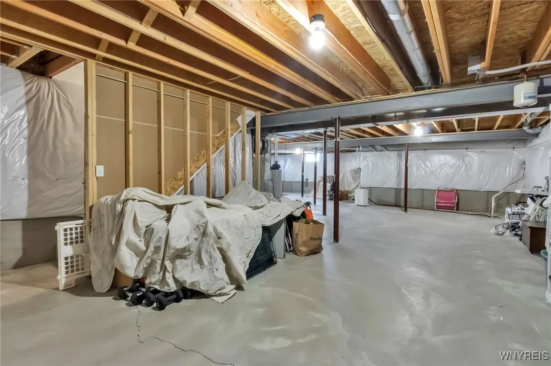 2600 Farrier Lane, Aurora, New York 14052, Aurora, New York 14052, 3 Bedrooms Bedrooms, 6 Rooms Rooms,3 BathroomsBathrooms,Residential,For Sale,2600 Farrier Lane, Aurora, New York 14052,0,B1649216