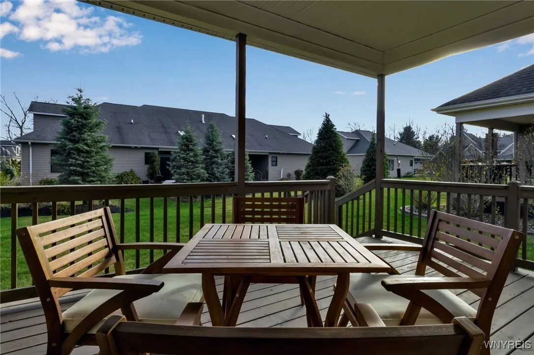 2600 Farrier Lane, Aurora, New York 14052, Aurora, New York 14052, 3 Bedrooms Bedrooms, 6 Rooms Rooms,3 BathroomsBathrooms,Residential,For Sale,2600 Farrier Lane, Aurora, New York 14052,0,B1649216