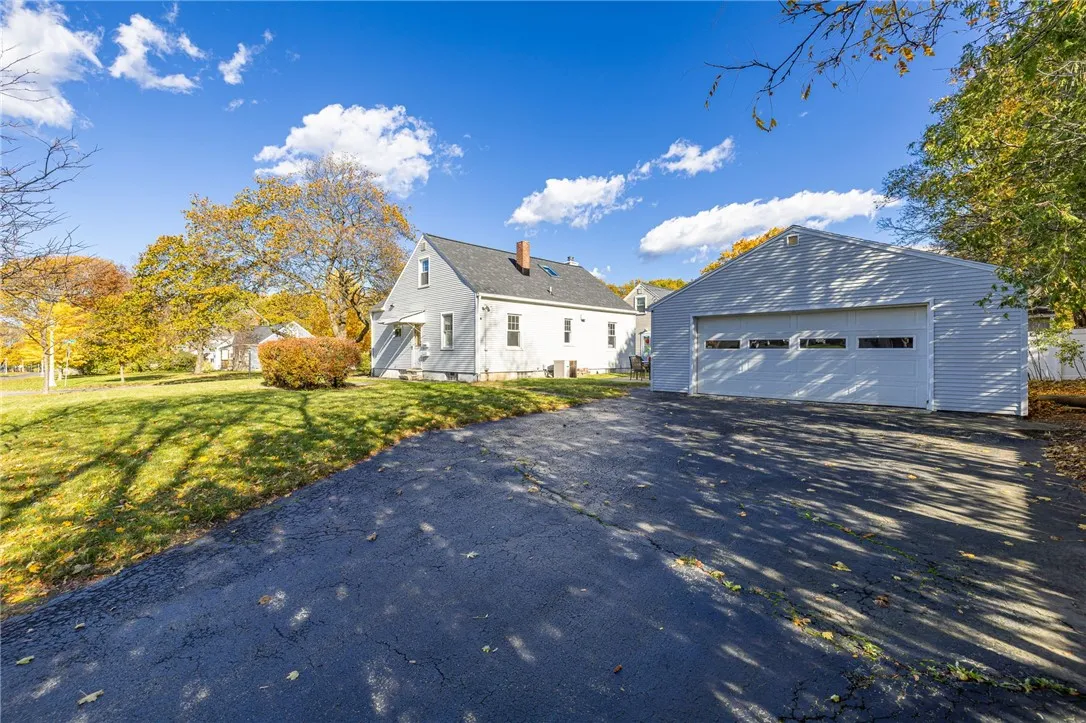 118 Vista Drive, Greece, New York 14615, Greece, New York 14615, 3 Bedrooms Bedrooms, 8 Rooms Rooms,1 BathroomBathrooms,Residential,Closed,118 Vista Drive, Greece, New York 14615,0,R1647503