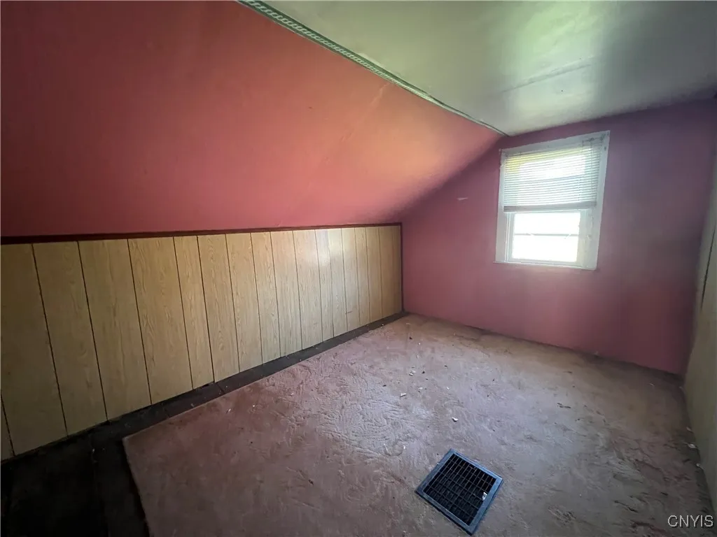 4013 State Route 104, New Haven, New York 13114, New Haven, New York 13114, 4 Bedrooms Bedrooms, 8 Rooms Rooms,1 BathroomBathrooms,Residential,For Sale,4013 State Route 104, New Haven, New York 13114,0,S1649235